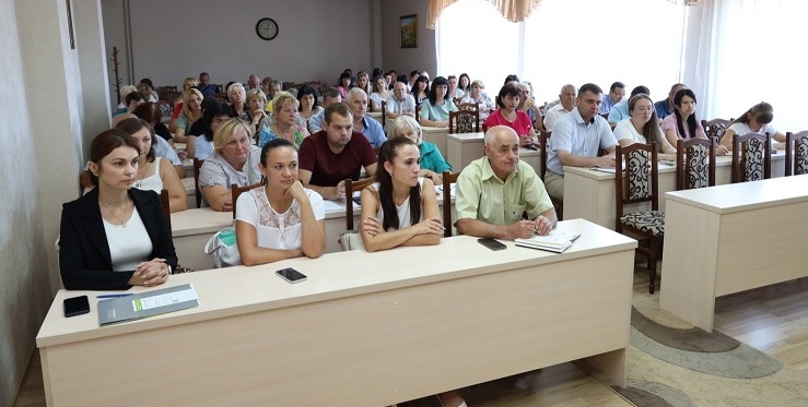Адміністрація, студентська організація та профспілки уклали Угоду про організацію 2022 - 2023 навчального року у ВСП «Мукачівський фаховий коледж НУБіП України»